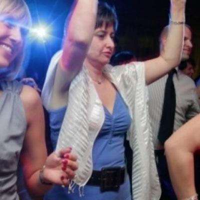 Do you wanna dance ?